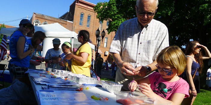 Lakes Festival attendees of all ages are welcome to contribute to a community canvas painting that will be hung in the Kosciusko Community Foundation building.
