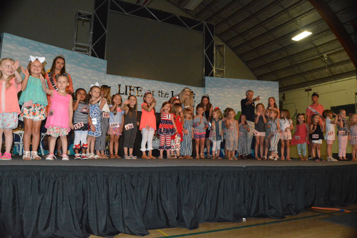 King And Queen Crowned At Mermaid Festival Cutie Contest