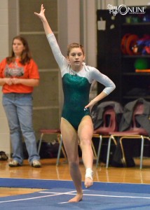 Wawasee's Emma Hoyle performs on the floor.