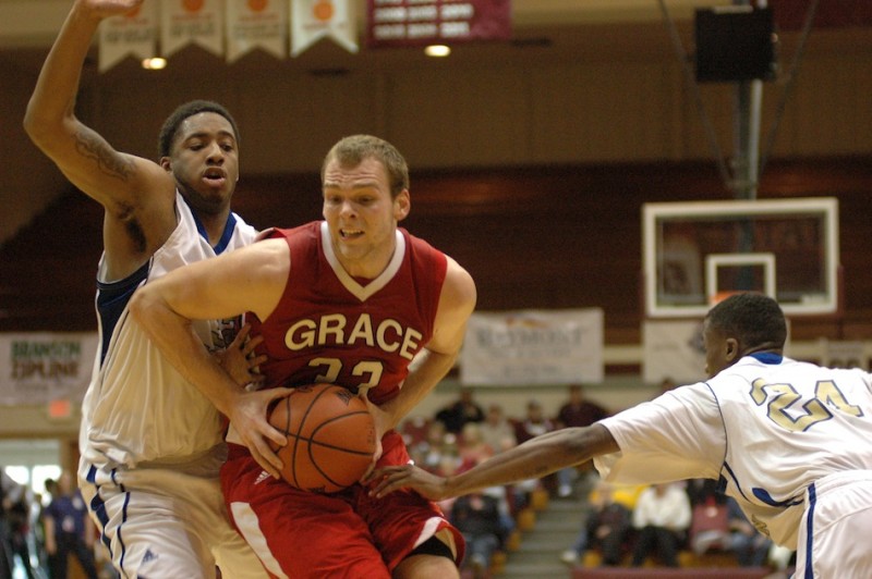 Greg Miller scored 21 points Thursday as Grace College rolled to a big win in first-round action of the NAIA Tournament (Photo provided by Chase Ringler)