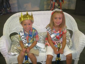 Contestants are now being sought for the 2013 Mermaid Festival Cutie Parade and Pageant. Pictured are the 2012 Cuties, Johnny Likens and Haley Rodewald. (Photo provided)