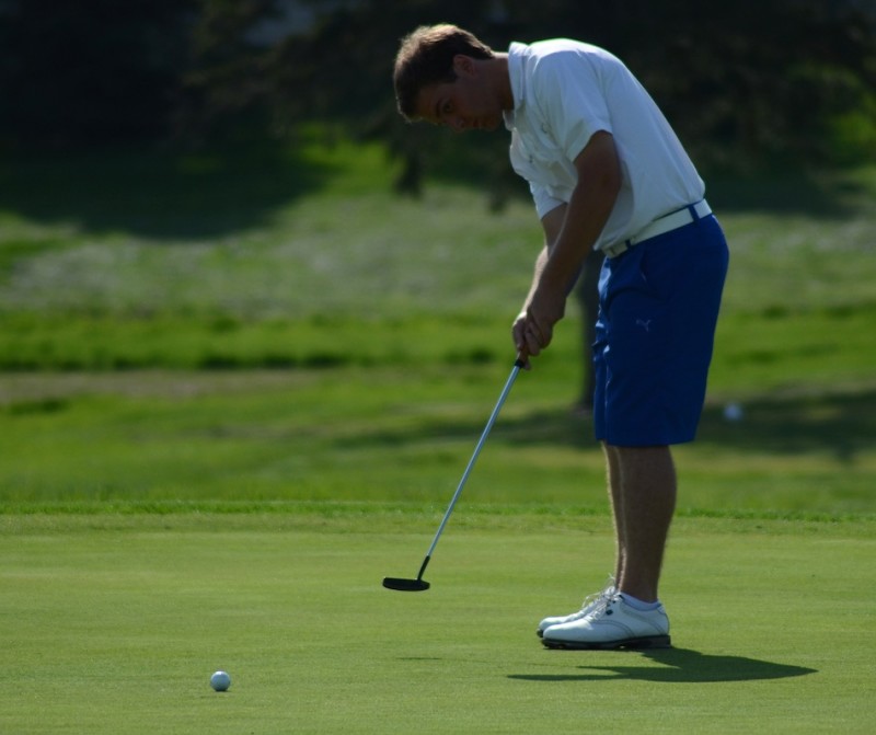 Triton senior standout Ryan Rapp, shown putting in the recent Joe Harris Shootout at Rozella Ford, captured medalist honors in the Uebele Invitational in LaPorte Friday (File photo by Jim Harris)