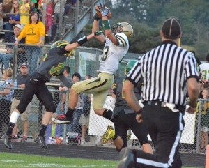 Clayton Cook makes a stellar scoring snag for the Warriors in the second quarter.