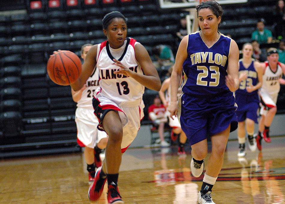 Grace College's Juaneice Jackson scored 25 points to lead the Lady Lancer past Taylor University Tuesday night. (Photo provided by the Grace College Sports Information Department)
