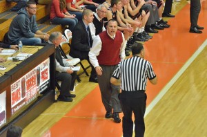Viking head coach Rob Irwin argues with an official on Saturday night. Irwin's team lost to Warsaw 50-46.
