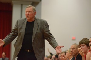 Grace College coach Jim Kessler reacts late in the title game of the NCCAA Tournament.