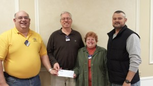 Accepting the donation from Builders Association Kosciusko Fulton Counties are Scott Fox, Kiwanis Committee Chair; Doug Ault, Kiwanis President; Joni Truex, executive officer, Builders Association Kosciusko Fulton Counties; and Brett Harter CGP, Freeman and Harter Custom Homes, BAKFC Board President, and Indiana Builders Association Builder Area Vice President. (Provided by Joni Truex) 