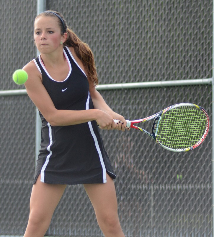 Senior Sarah Boyle returns as the No. 1 singles player for Warsaw this spring.