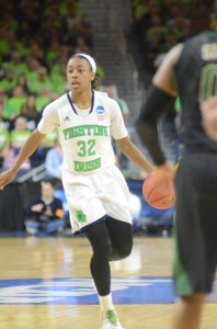 Sophomore Jewell Loyd led the undefeated Irish with 30 points.