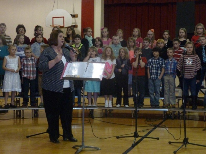 Mrs.Carrissa Jackson introducing the students and their songs. (Photo provided)