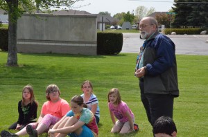 Students listen as Mr. Glass discusses upcoming meteor showers. (Photo by Alyssa Richardson)
