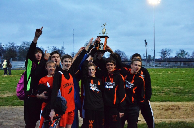 The Edgewood Middle School boys track team took home top honors at 10th Annual Lakeview Relays with its team score of 41 points. (Photos by Nick Goralczyk)