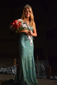 McKenna D'Arcy was crowned the 2014 Queen of Lakes at the Mermaid Festival Saturday evening. (Photo by Deb Pattrson)