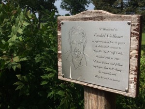 A placard signifying the 33 years of service by Ershel Calhoun set along hole six. Several signs honoring those loyal to Rozella are placed all over the course.