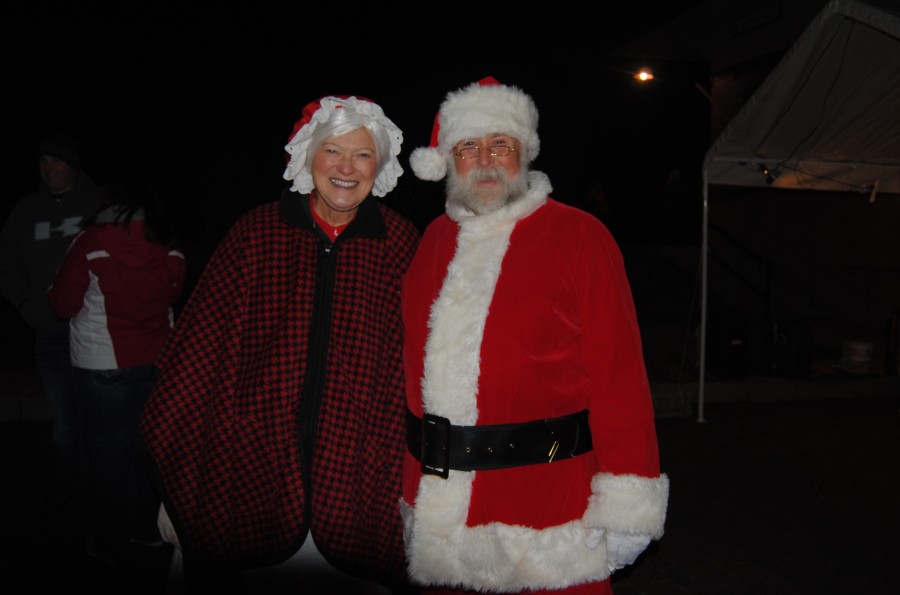 Santa and Mrs. Claus Miracles at Main