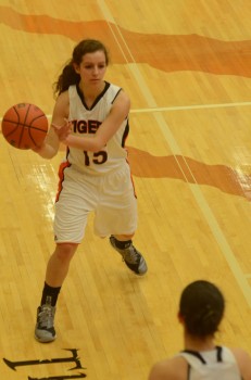 Vicki Harris led Warsaw with eight points.