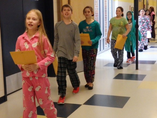 Jefferson Elementary students bring in donations.