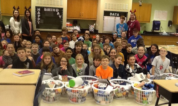 Pierceton Elementary fifth graders and their teachers with filled baskets.