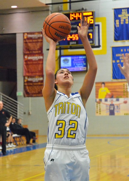 Jaela Meister lays in two during Triton's dominant 24-4 fourth quarter performance.