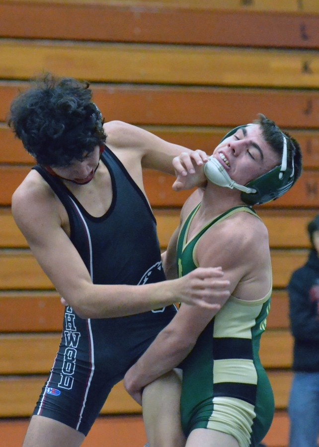 NorthWood's Manny Olvera (left) and Wawasee's Tristin Ponsler (right).