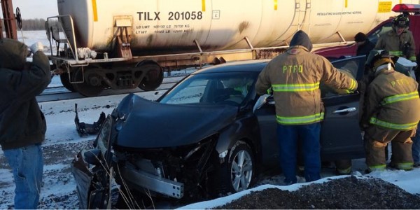 car-v-train-leesburg-accident-wreck-feature