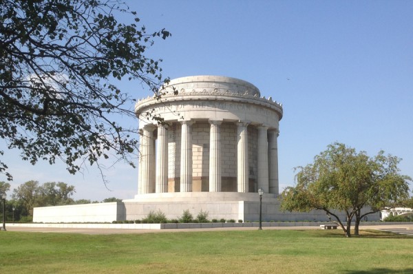 This monument at Vincennes commemorates the taking of Fort Sackville from the British in 1779.