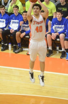 Senior Rashaan Jackson scored 15 points in an outstanding effort (Photo by Scott Davidson)