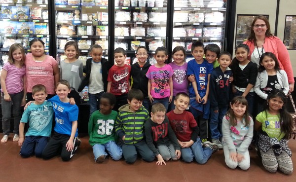 Students in Mrs. Hagg's first grade class visit Martins. Photos by Alyssa Richardson