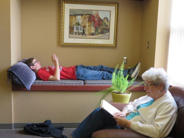 Janice Truex and her grandson Ben Settlemyre enjoy a relaxing afternoon at the library. (Photo provided)