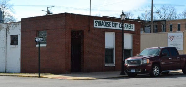 Syracuse Dry Cleaners has been a landmark at its current location since 1995 when it moved from across the street from where Babes & Combs is currently located. The business has been in the Benson family for approximately 42 years.