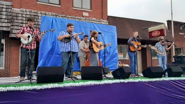Kim Robins and 40 Years Late performing at Silver Lake Days (Photo courtesy Facebook)
