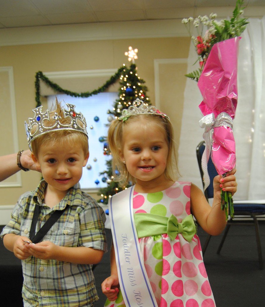 The winners in the Miss and Mister Toddler category are Harrison Burton, 2, left, and Arriyanna McCrum, 2. (Photos by Phoebe Muthart)