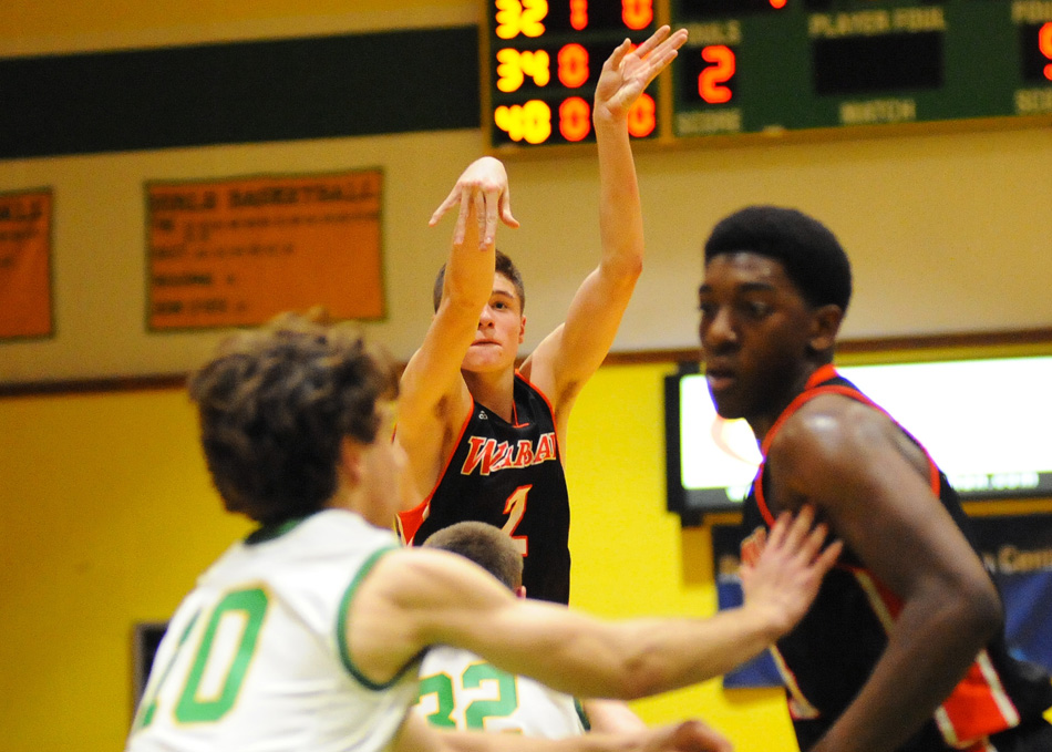 Warsaw's Kyle Mangas led all scorers with 21 points as the Tigers rolled to a 60-35 win at Tippecanoe Valley Wednesday night. (Photos by Mike Deak)