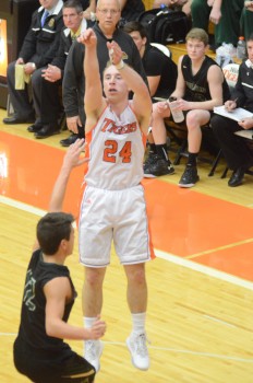 Evan Schmidt led the Tigers with 20 points. He hit six treys in the win.