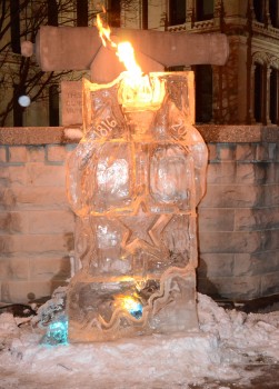 The finished ice replica, complete with a torch is lit.