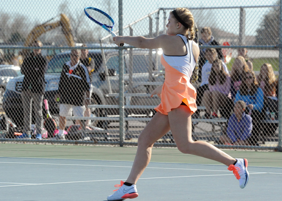 Warsaw's Liza Lewis rockets a volley to Penn's Tayla Brown.