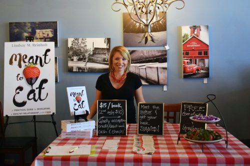 Lindsay Reinholt during her book signing on Friday, May 13 at the Latte Lounge in Warsaw. 