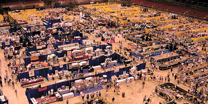 Crowds Gather At the National Train Show of 2015.