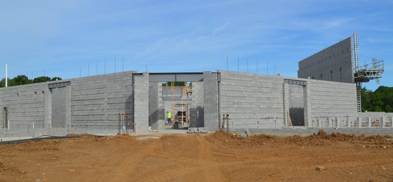 This will be the main entrance to the new Syracuse Elementary School. It is facing Kern Road.