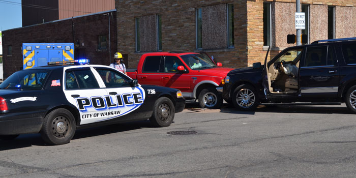 Offices respond to an accident at Detroit Street and Market Street, Warsaw. (Photos by Amanda McFarland)