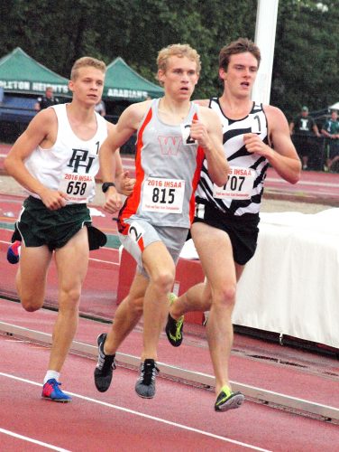 Owen Glogovsky raced to a sixth-place finish in the 1,600 at the State Finals Saturday night (Photos by Tim Creason)