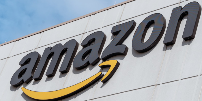 Amazon to Cut 14,000 Corporate Jobs, AI Investment Accelerates