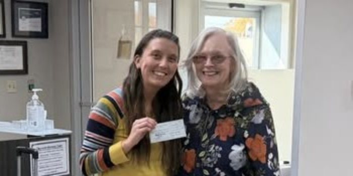 Warsaw Altrusa Club Meets, Makes Donation To Head Start