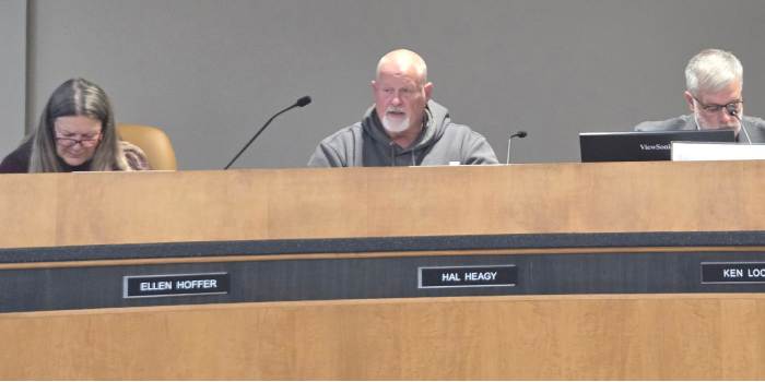 Warsaw’s Oakwood Board Continues Discussion On Possibly Renting Chapel