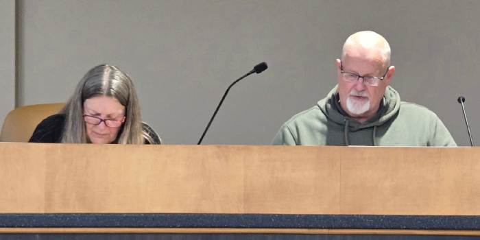 Oakwood Sexton To Approach Warsaw Mayor, City Attorney About Renting Chapel